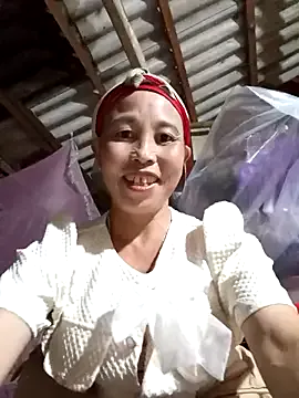 Offline me-cute on StripChat