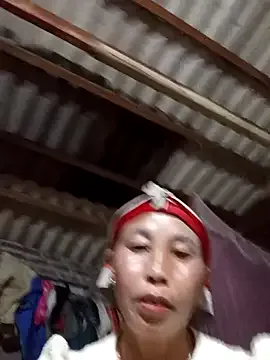 Offline me-cute on StripChat