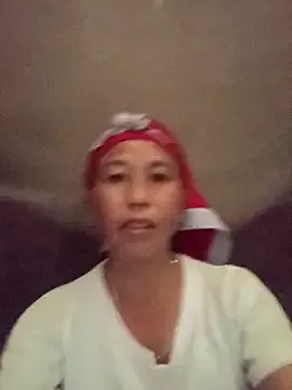 Offline me-cute on StripChat