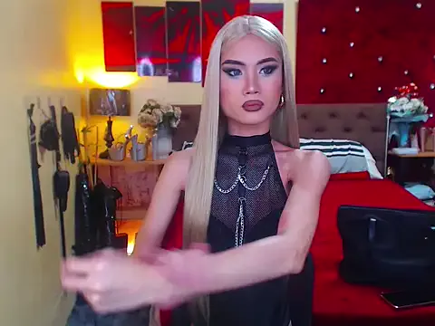 Offline MeatyhorsecockMistress on StripChat