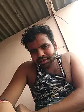 Offline MeFeellove on StripChat