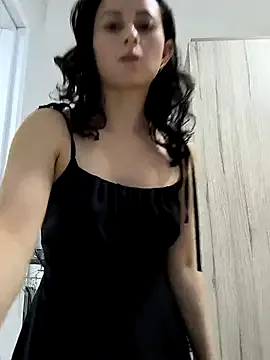 Meiii27 on StripChat 