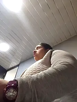 Offline Melinda_bob on StripChat