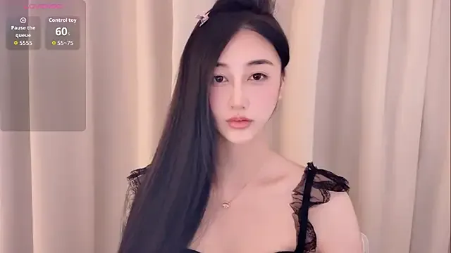 Offline Melody-11 on StripChat