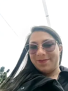 Mia-love-03 on StripChat