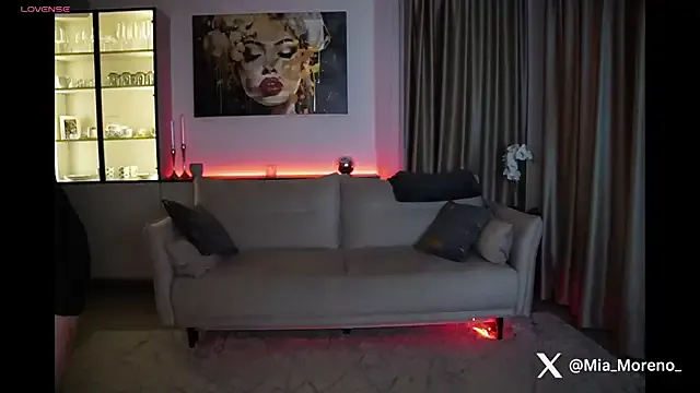 Offline MiaaMoreno on StripChat