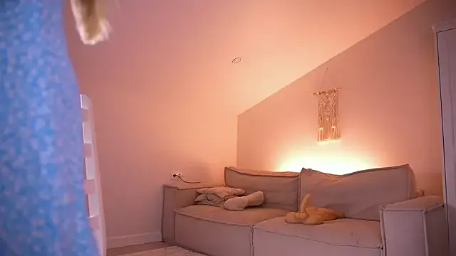 Offline Miablueye on StripChat