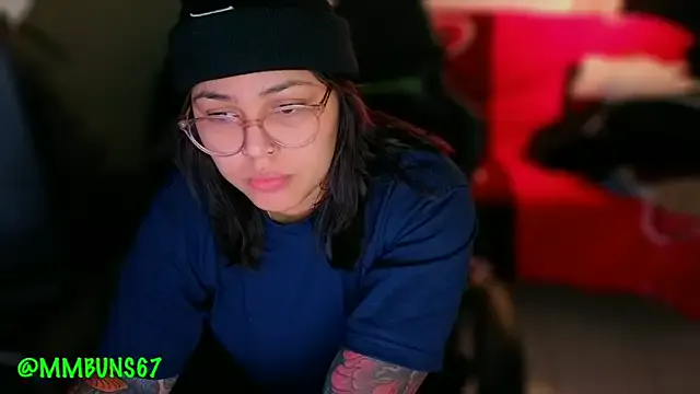 miacanela_xo on StripChat