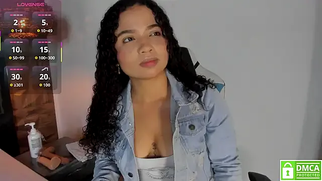 Freechat Michell_evans on StripChat