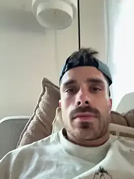 Offline mightgogay on StripChat