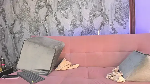 MiiaaCollinss on StripChat