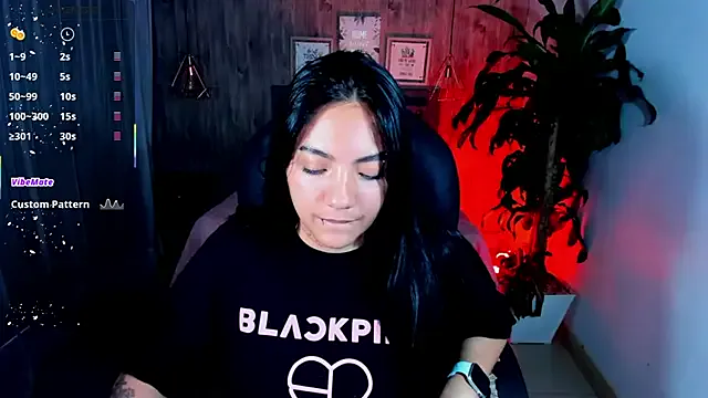 Offline miichael_black on StripChat