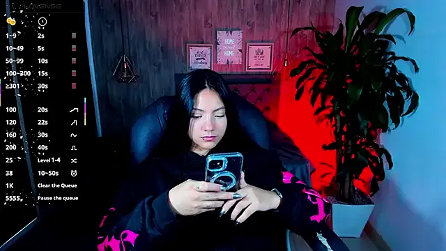 Offline miichael_black on StripChat