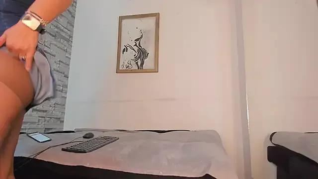 Miiss_eva from StripChat