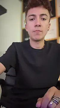 Offline Mike_Benelli on StripChat