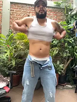 Offline Mike_savage3 on StripChat