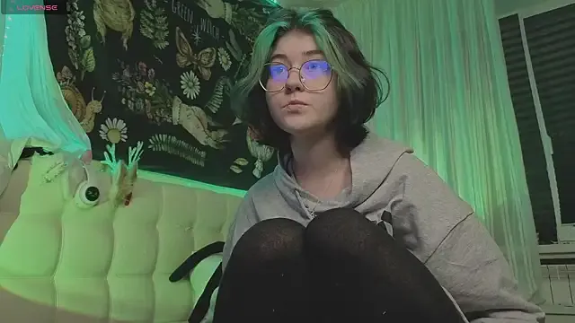 Freechat Miko_Meow on StripChat