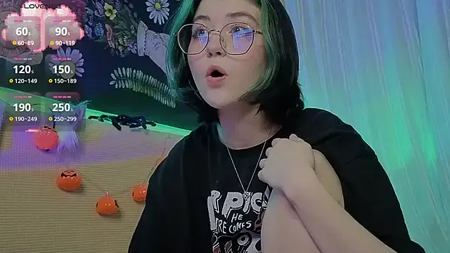 Freechat Miko_Meow on StripChat