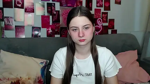 Offline MilanaRoza on StripChat