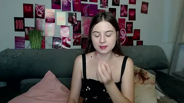 Offline MilanaRoza on StripChat