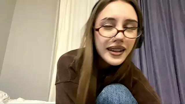 Milena_Awesome from StripChat is Freechat