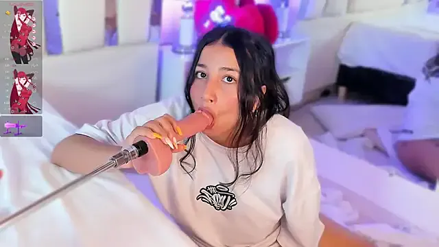 Miliaangeles on StripChat