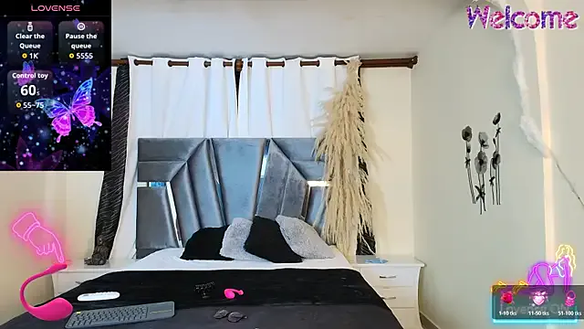 Freechat MiniLove_01 on StripChat