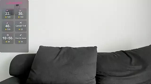 minimaya from StripChat