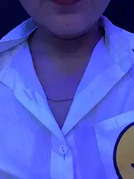 Offline misharani00 on StripChat