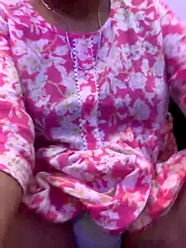 Offline misharani00 on StripChat