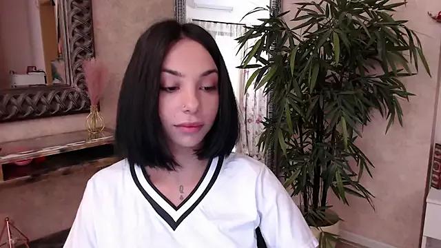 MissJuliax from StripChat is Freechat