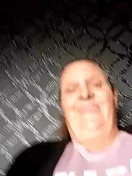 Offline MissQueenBeex on StripChat