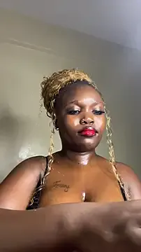 Offline Mistress__ on StripChat