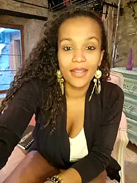 StripChat MK_34C is Freechat MK_34C — Pipe seins nu