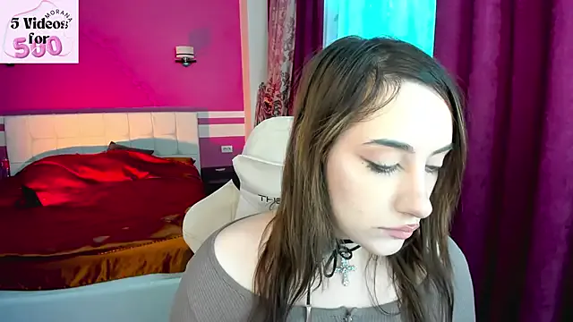 Offline MoranaKit on StripChat