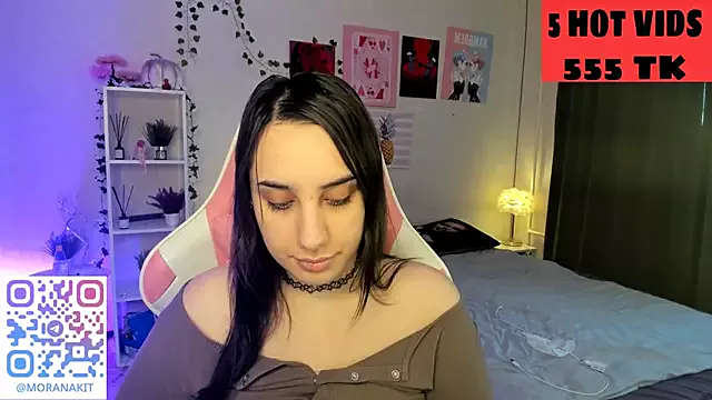 Offline MoranaKit on StripChat