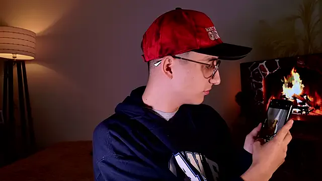 Mr_evan1 on StripChat