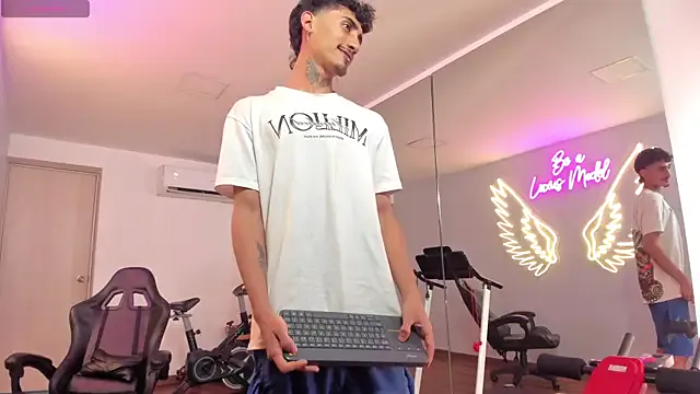 Mr_Strike on StripChat