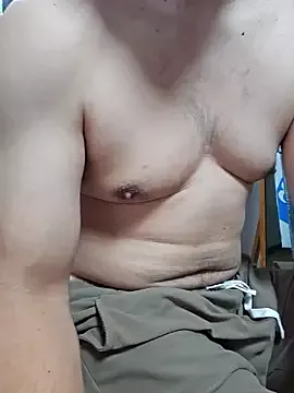 Offline munyunu on StripChat