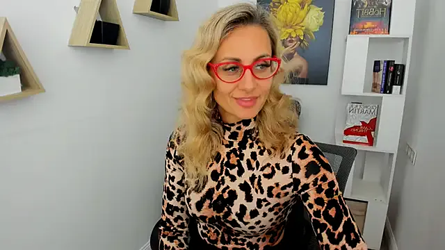 Freechat MuseOfStage on StripChat