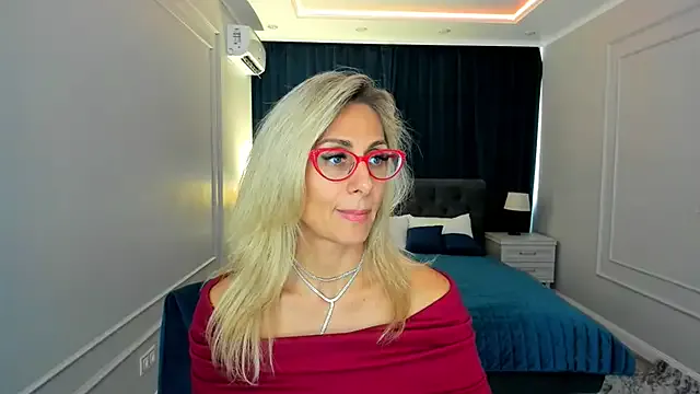 Freechat MuseOfStage on StripChat