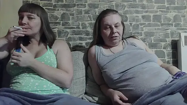 Offline mysterious_daydreamer on StripChat