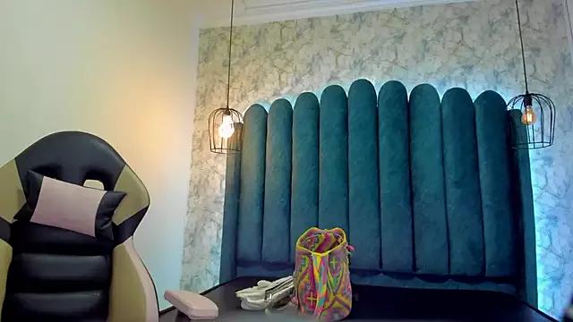 nalalye_cruzz_ from StripChat