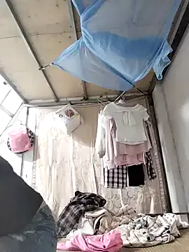 Offline naop04 on StripChat