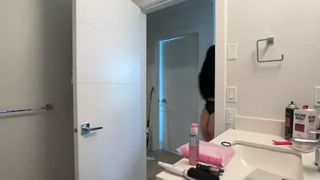 NattyFierros from StripChat