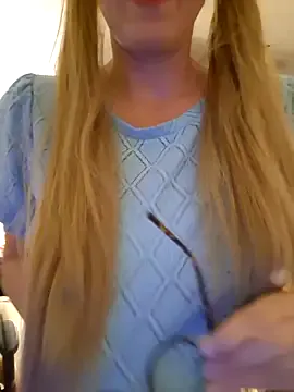 Offline NaughtyCatgirl on StripChat