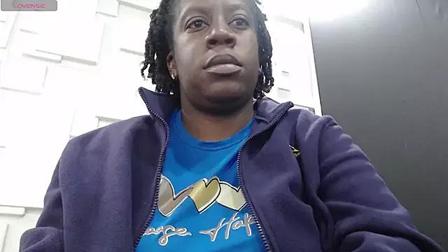 nefertiti_ebony from StripChat