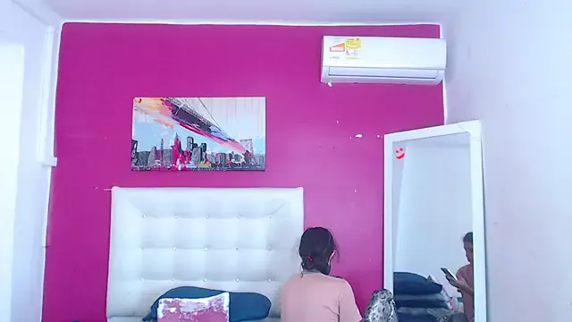 Offline nextdoor_fantasy1 on StripChat