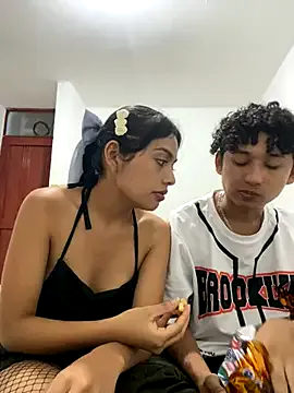 Offline Nezuko-uWux on StripChat