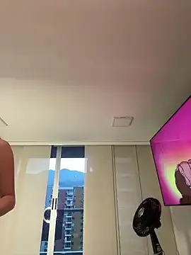 Offline NicoleCut on StripChat